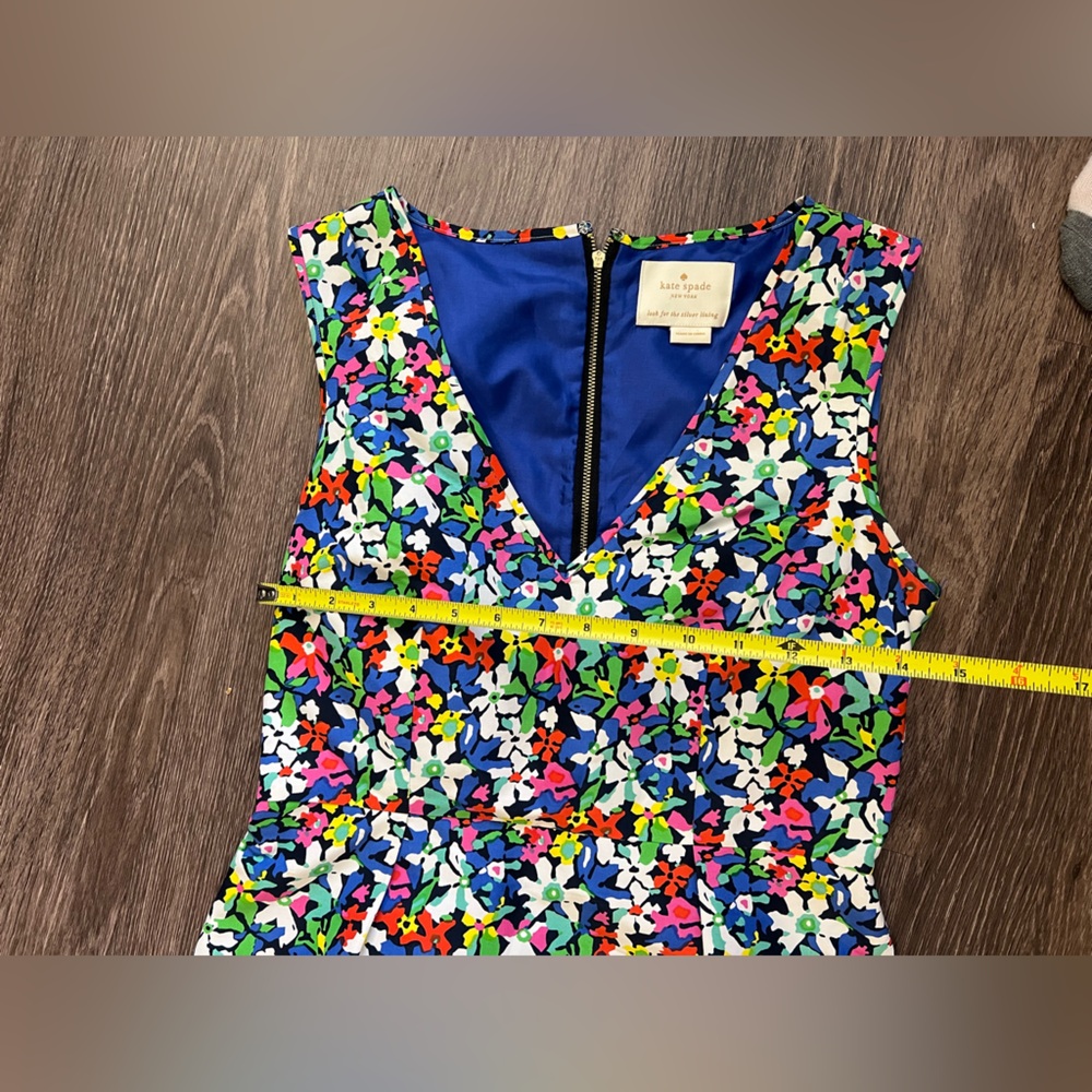KATE SPADE Mira in Full Bloom Sleeveless Dress
Silk Blend Floral Dress Size 4 - Picture 15 of 15